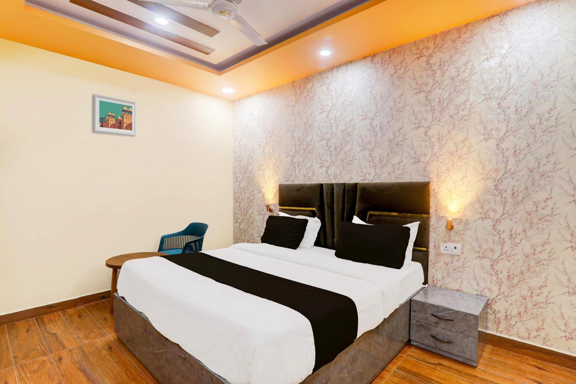 Super Hotel O Raas Plaza Kanpur Exterior photo